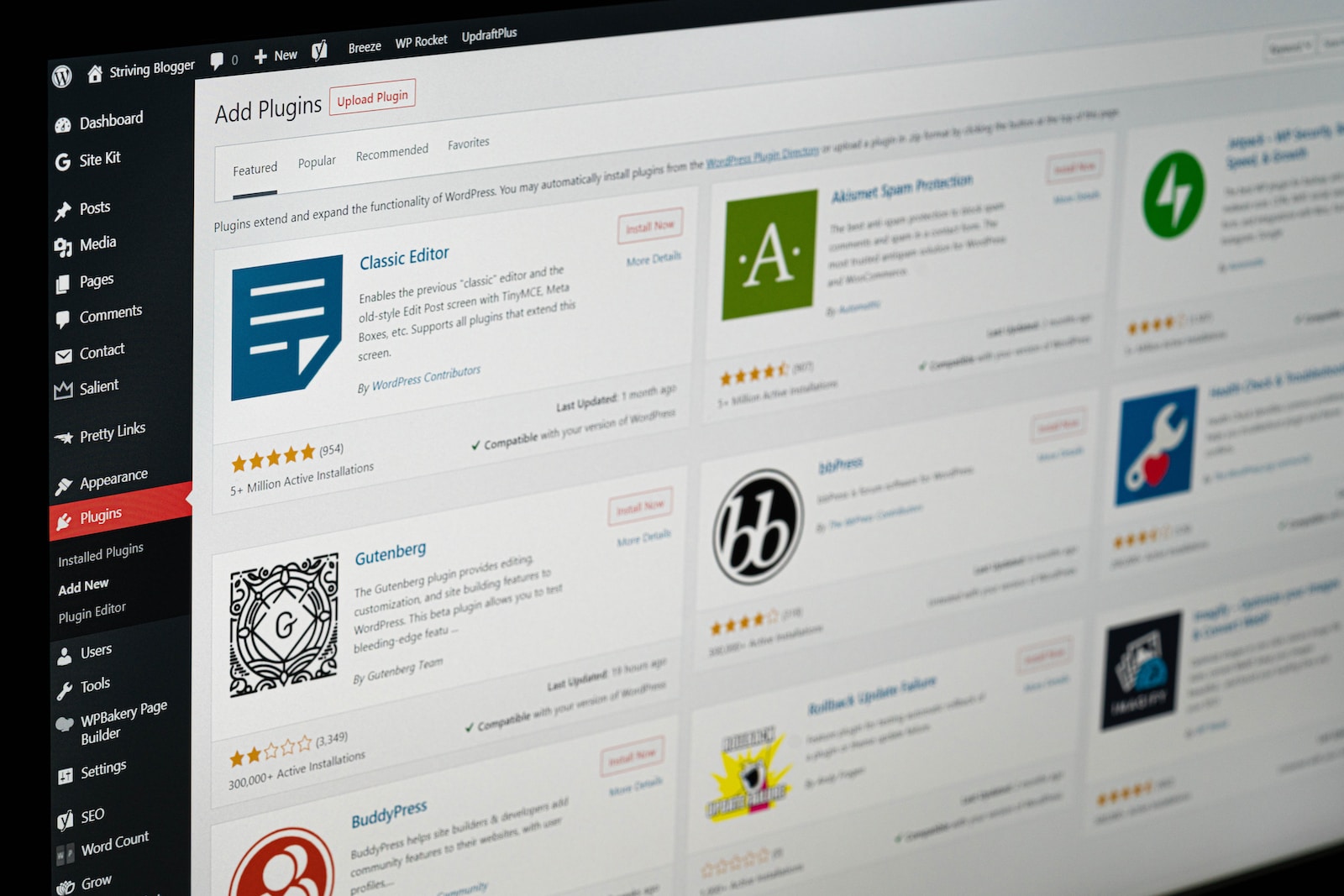 Los mejores plugins de base para Wordpress